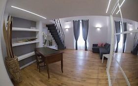 Manganelli Home